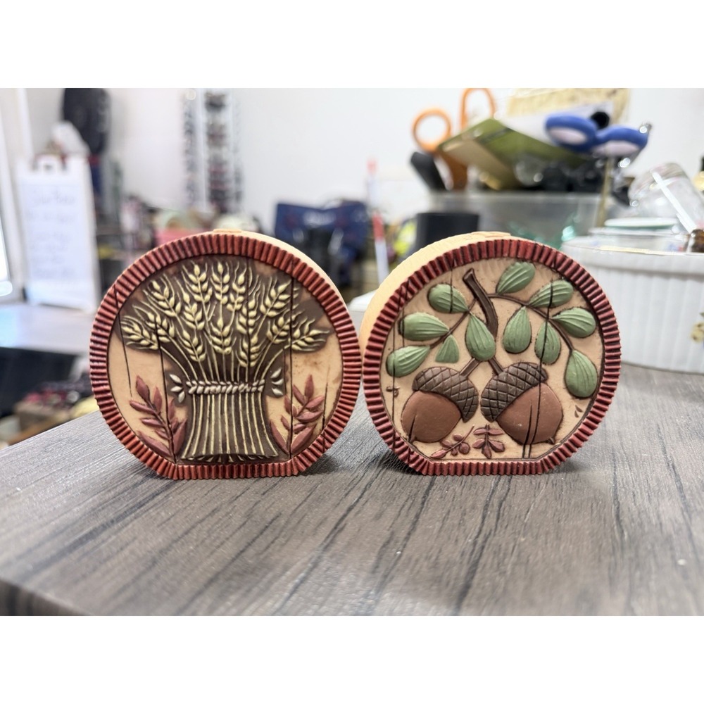Hallmark, Fall/Autumn, Wheat and Acorns, plastic, salt and pepper set